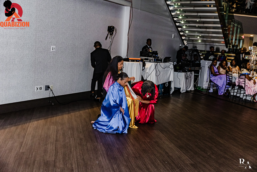 Gala Mother's Day 2025