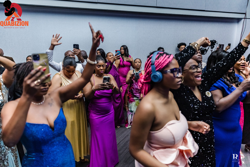 Gala Mother's Day 2025