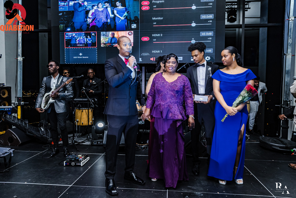 Gala Mother's Day 2025