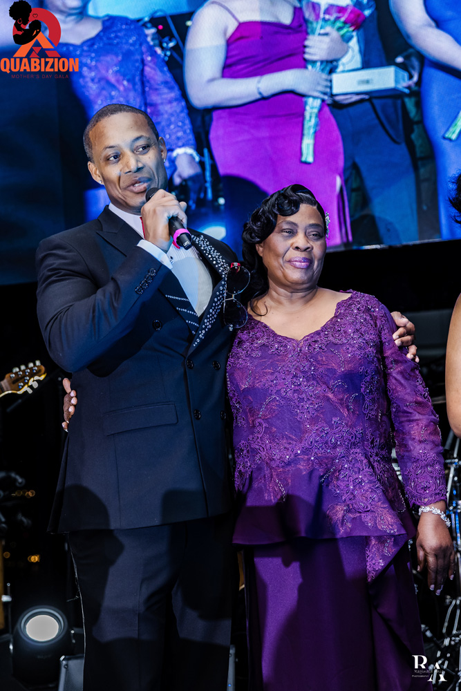 Gala Mother's Day 2025